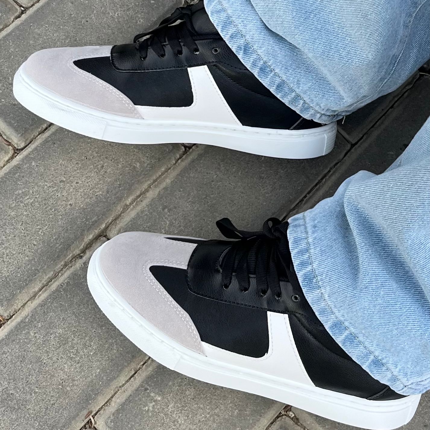 Aura Black