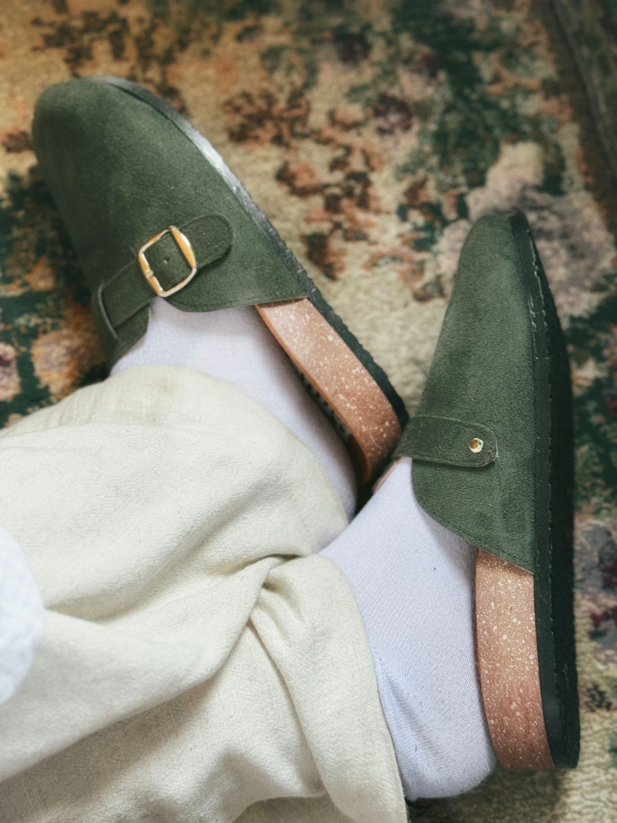 Clogsy Olive