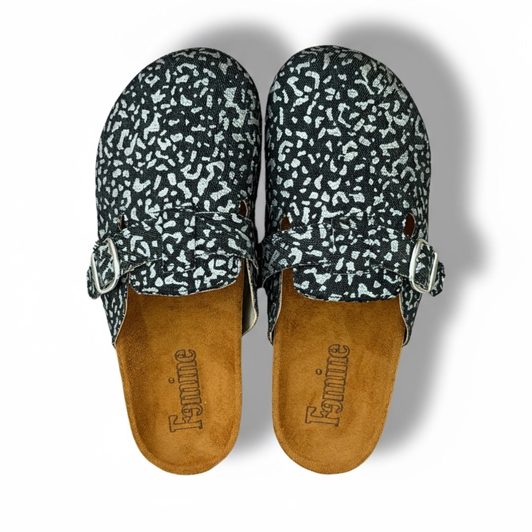 Shimmery Clogs Black