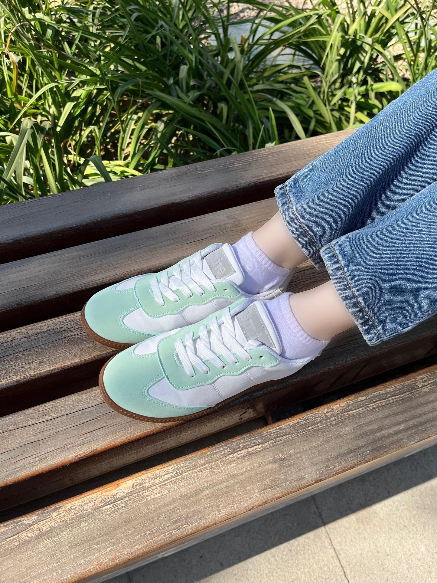 Luna Mint