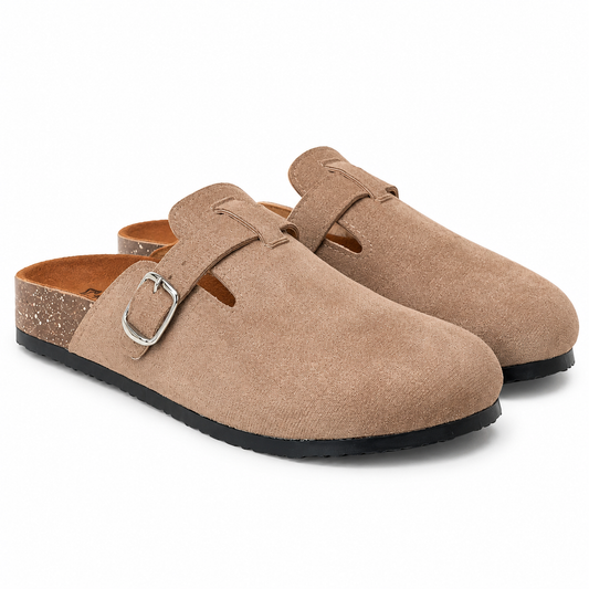 Clogsy hazelnut