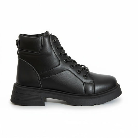 Low Neck Black Boot Flat