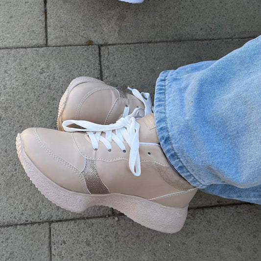 RV Beige